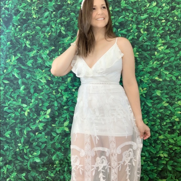 Embroidered Mesh White Maxi Dress - Picture 7 of 8